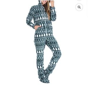 Sleepy Time Pjs Polar Bear Footed Blue Onesie Pajamas with hood Medium